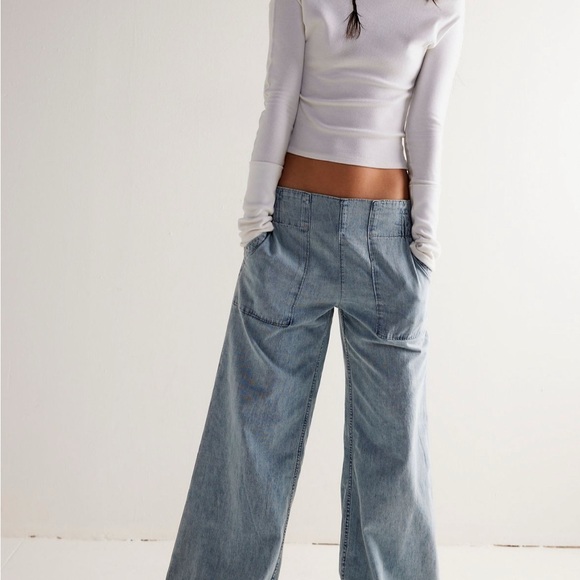 Free People Light Blue Flare Jeans - Picture 4 of 8